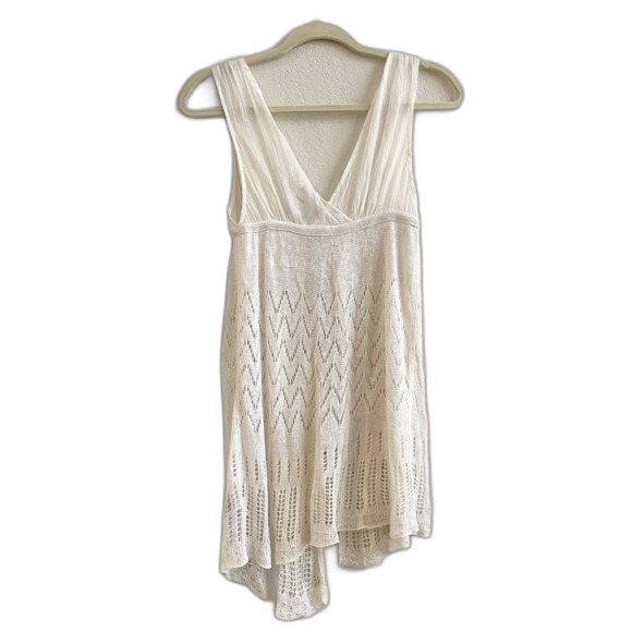 Guess Los Angeles Off-White Ivory Color Sheer Lace Sleeveless Top Small - Picture 8 of 8